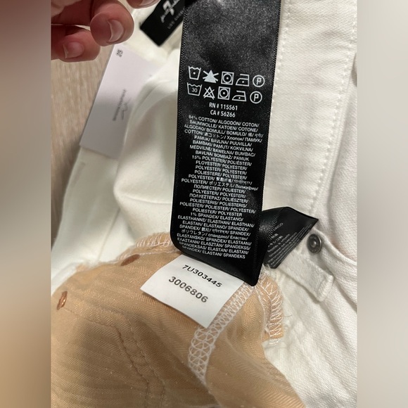 7 For All Mankind White Crop Josefina Jeans size 25 - Picture 3 of 12